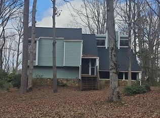 1951 Kinridge Rd, Marietta, GA 30062