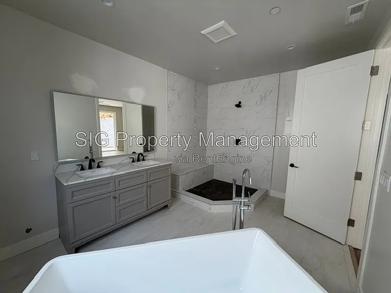 7420 Valaho Ln — Photo 18