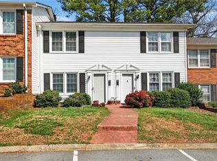 311 Salisbury St APT 5, Kernersville, NC 27284