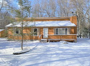 5 Pine Tree Rd, Albrightsville, PA 18210