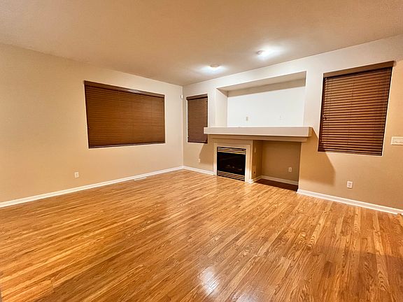 4th image of 4259 Sparrow Hawk Dr #0