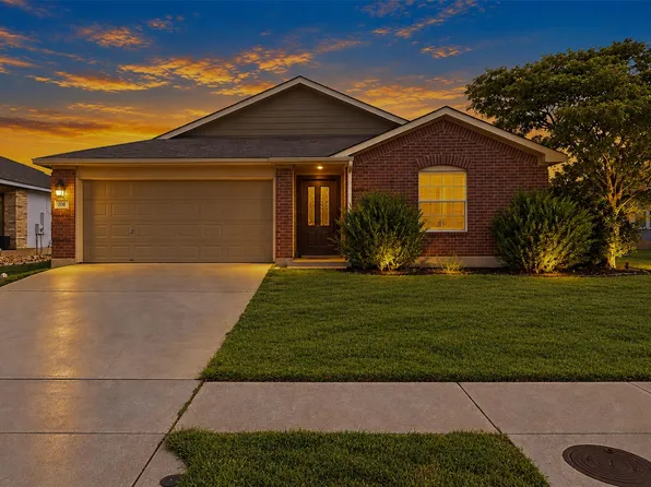 208 Rock Hound Ln, Liberty Hill, TX 78642