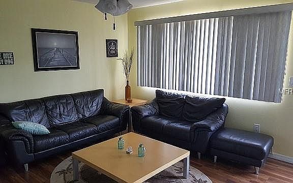 5th image of 6431 Lonnie Lee Ln