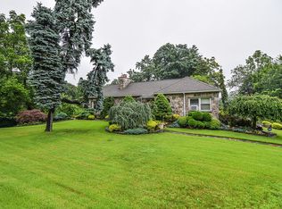 1260 Alps Rd, Wayne, NJ 07470