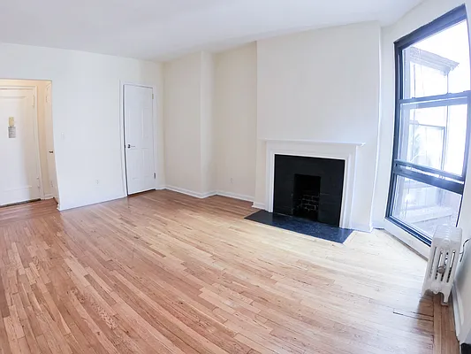 Rented by Urban Real Estate Inc | media 2