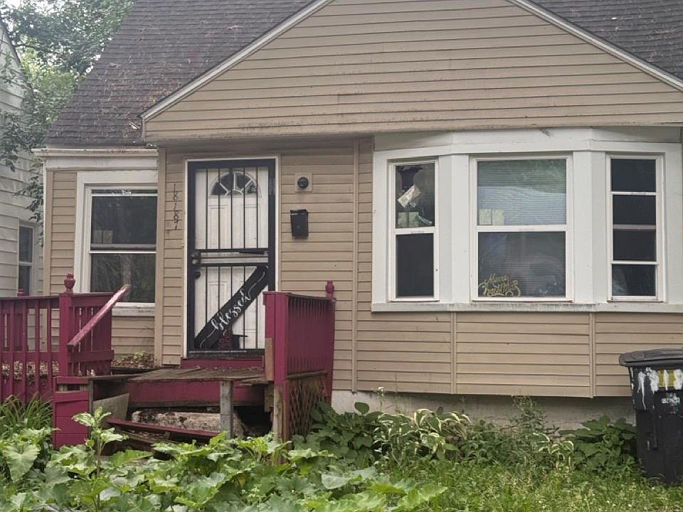 1st image of 18187 Stout St