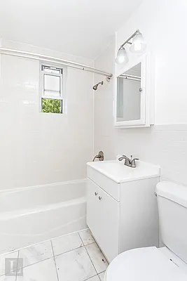 Rented by Living New York | media 5