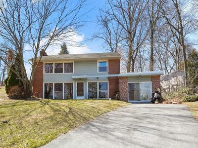 700 Meadowwood Ln, Media, PA, 19063