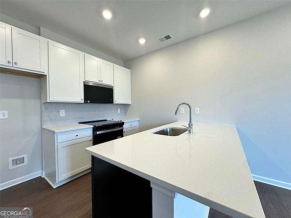 4th image of 1369 Breezy Cir SE #98