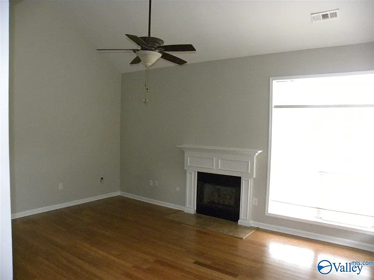 102 Sunset Cir — Photo 7