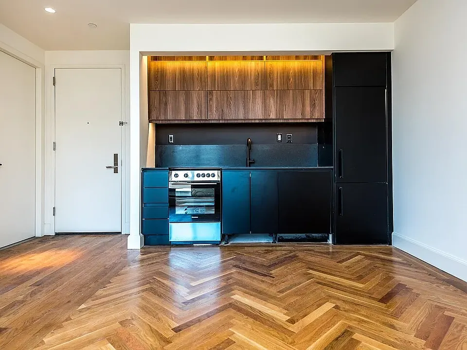 1 Duffield St #301