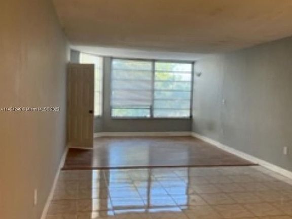3rd image of 1401 NE 191st St #D309