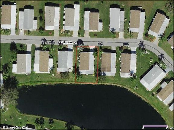 2nd image of 852 Seabrooke Dr