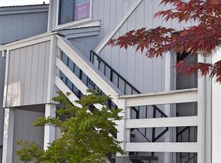 1170 Maywood Ln, Martinez, CA 94553