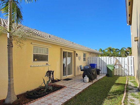 3rd image of 18710 NW 10th Street