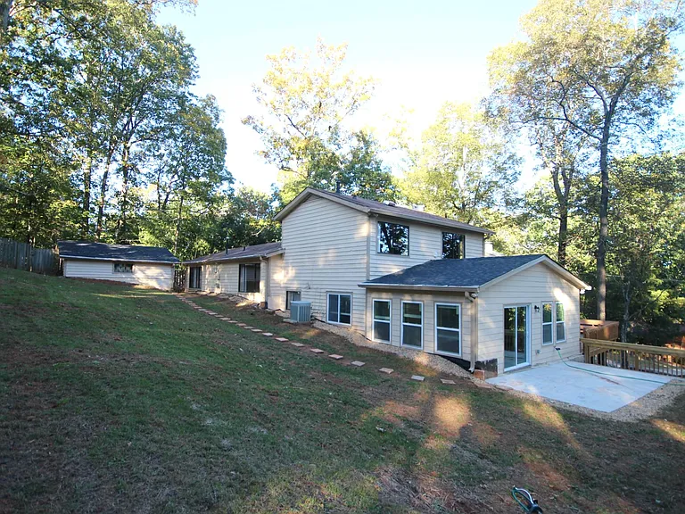 803 Bayliss Dr — Photo 25