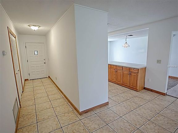 3rd image of 1449 NE Old Mill Dr