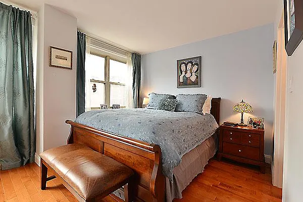 Sold by William Raveis Real Estate | media 10