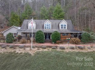 98 Rock Field Way, Sylva, NC 28779