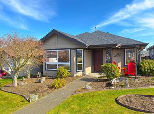 586 Hampstead St, Parksville, BC V9P2T7