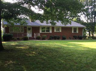 4450 Hampton Rd, Clemmons, NC 27012