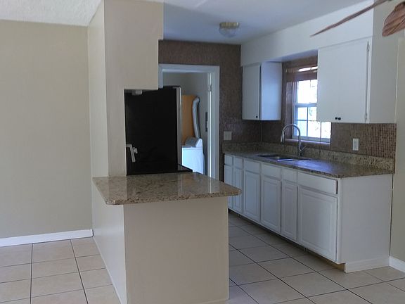 4th image of 8725 58th St N