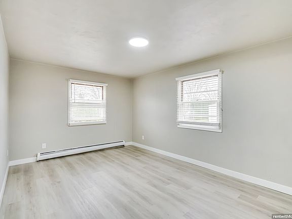 5th image of 2323 Eastman Ave #2331-08