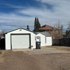 2520 E 11th St, Cheyenne, WY, 82001