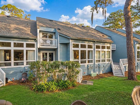 3rd image of 485 Sea Cloud Cir