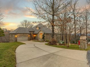 18 Southwind Cir, Branson, MO 65616