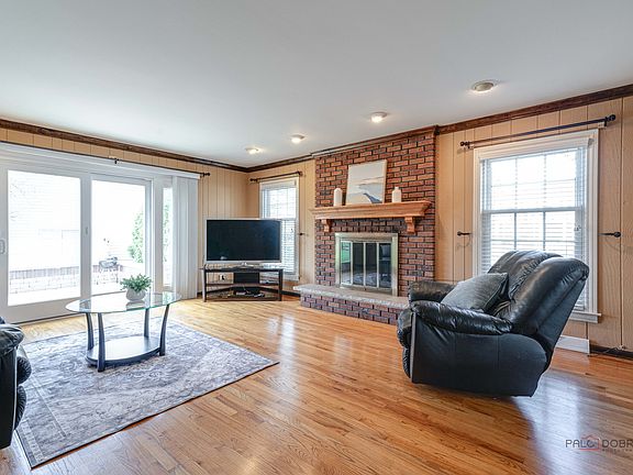 4th image of 620 W Peregrine Dr