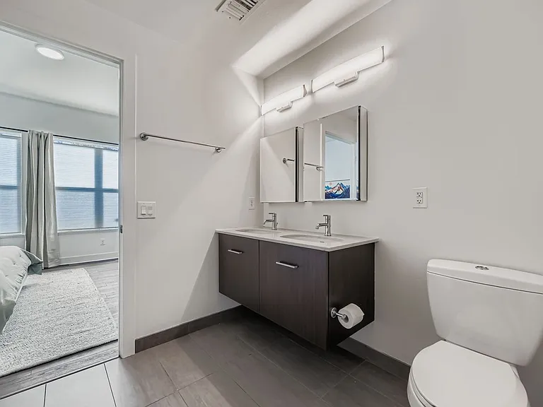 1707 Walnut St #104 — Photo 18