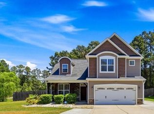 140 Birch Ave, Spring Lake, NC 28390