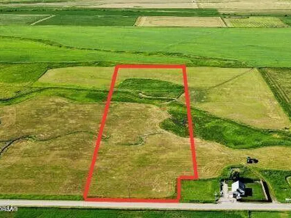 2 Toms Canyon Rd, Auburn, WY 83111