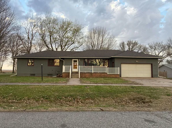 801 Mobile Ave, Farragut, IA 51639