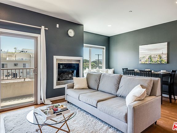 4th image of 11504 Moorpark St Unit 201