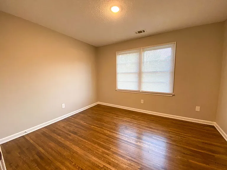 4454 Kimball Ave — Photo 16