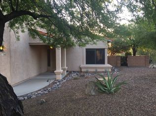 130 N Eastern Slope Loop, Tucson, AZ 85748