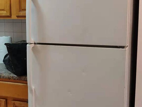5th image of 675 E 231st St APT 2