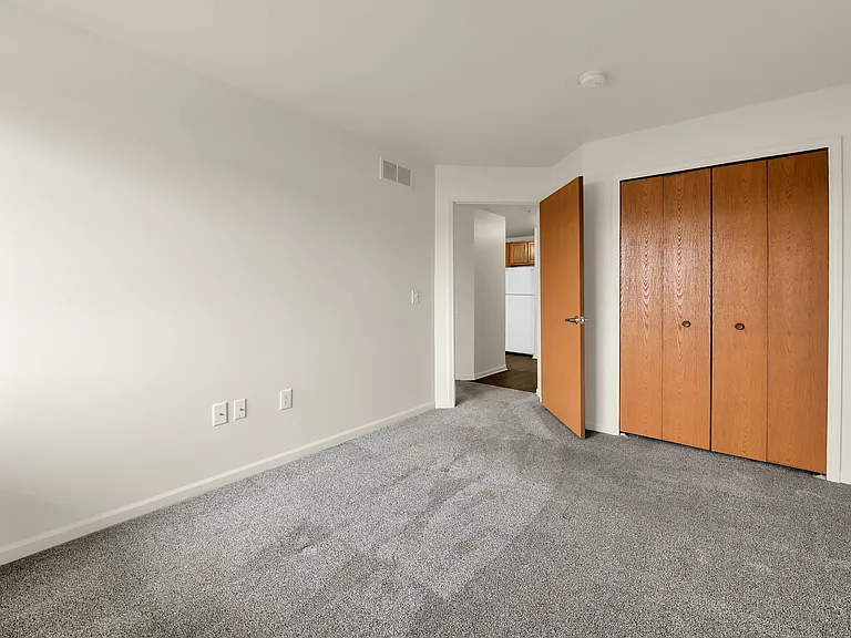 Riverside Senior Apartments — Photo 8