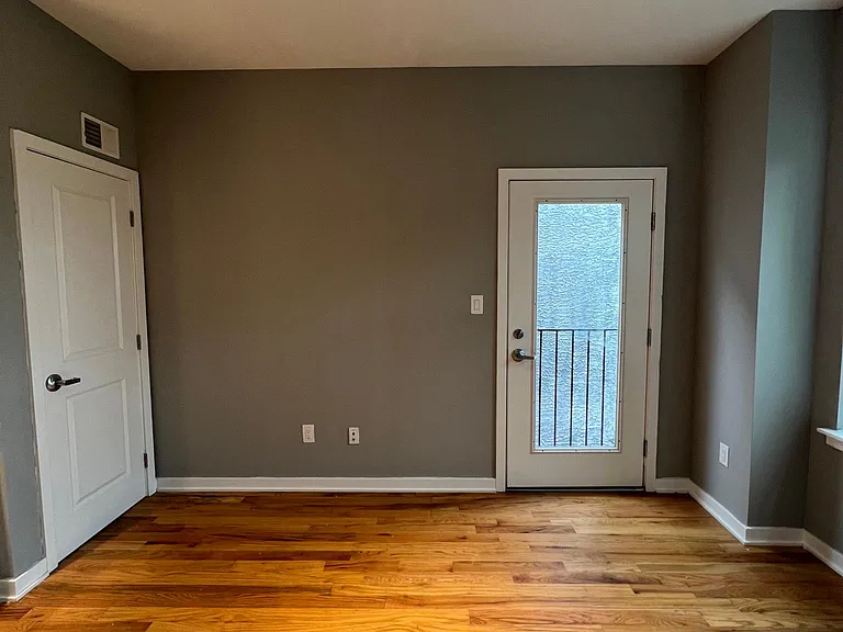 531 N Budd St #DD3 — Photo 7