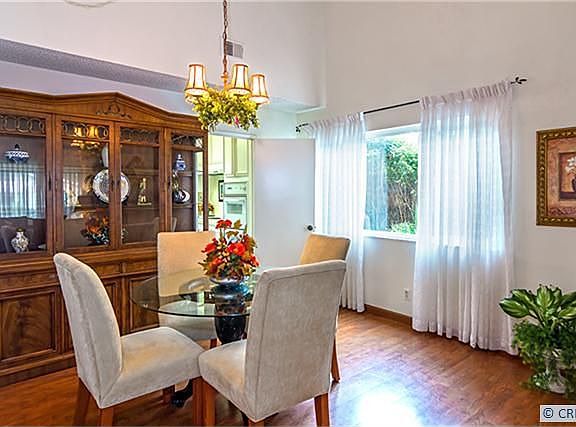 5th image of 2081 Palisades Dr