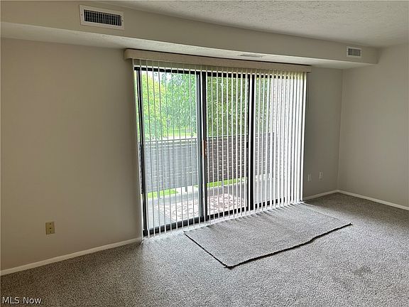 4th image of 16350 Heather Ln APT 201
