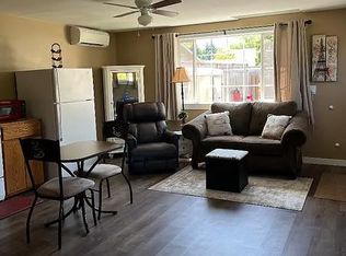 921 Irving Ct #B, Eugene, OR 97404