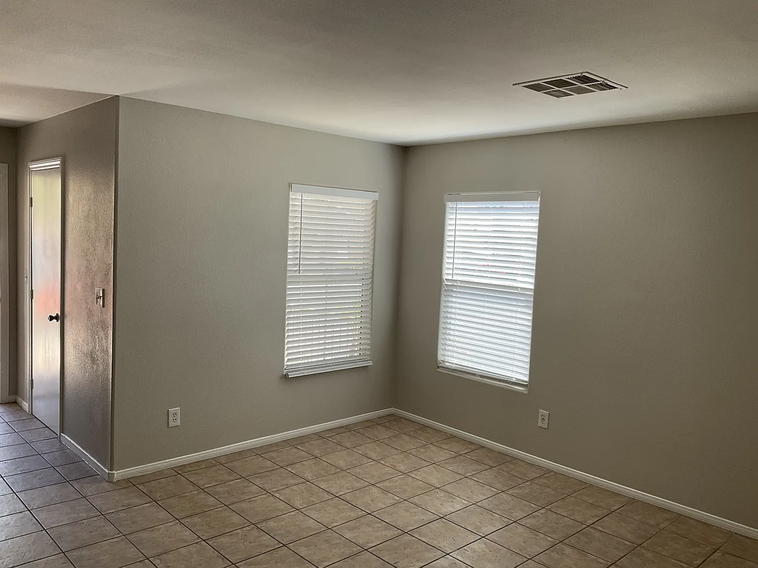 8975 Spring Peeper Ave - 1 — Photo 4