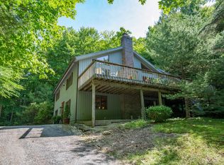 18 Hupi Woods Cir, Monterey, MA 01245