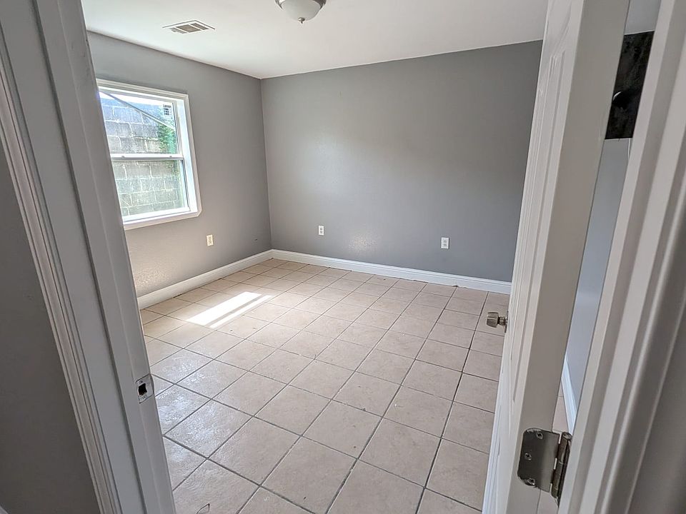 1st image of 1857 Abundance St