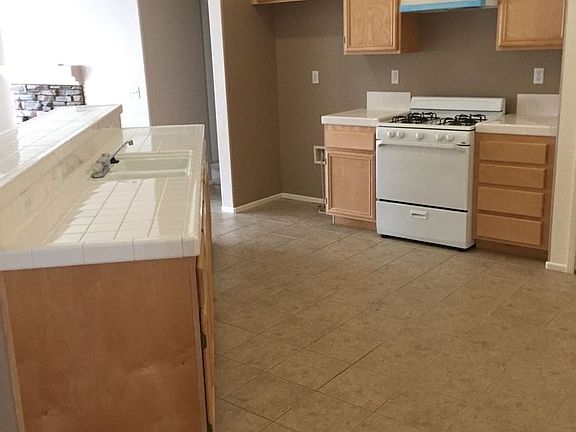 5th image of 13568 Fern Pine St