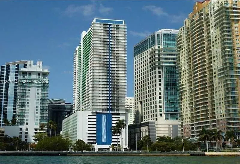 1200 Brickell Bay Dr #2303