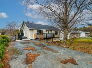 687 Waverley Rd, Dartmouth, NS B2X 2Y7